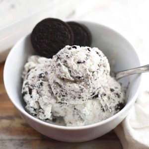 Oreo With Vanilla Ice Cream`